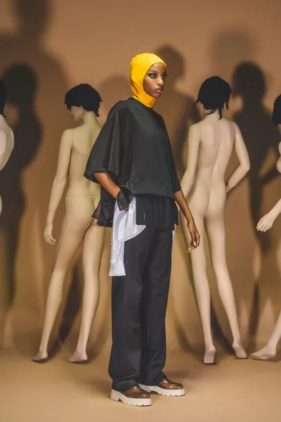 Look 8